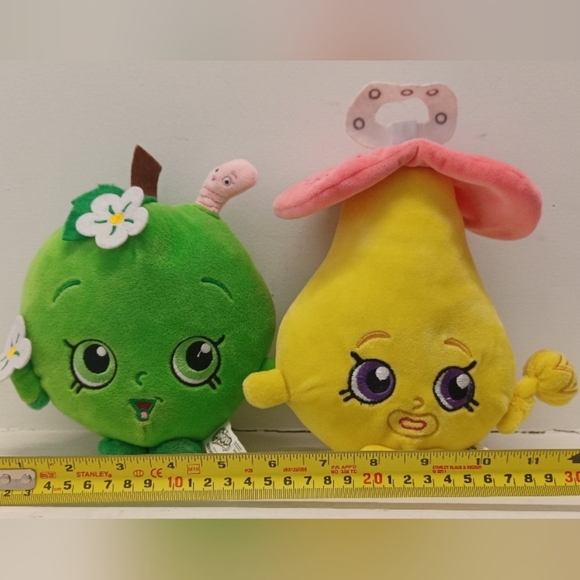Shopkins 2013 Apple Blossom & Dum Med Mee Pacifier Plushies Bundle - Picture 3 of 8